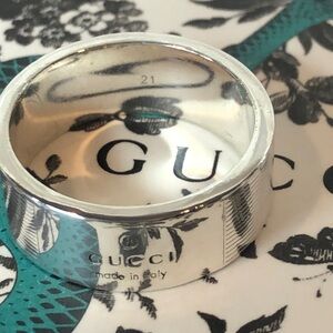 GUCCI Sterling Silver Engraved Cigar Band Ring Size 9-1/2 21 NIB